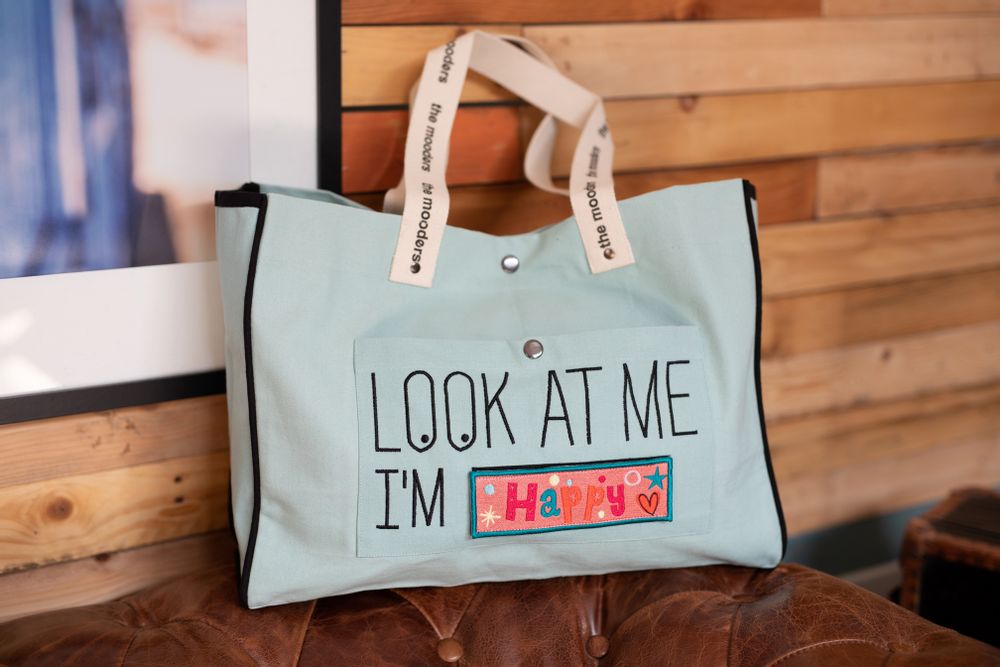 Bags and totes - Navy, aqua or off white contrasted Moodbag  - MOODERS BY POMKIN