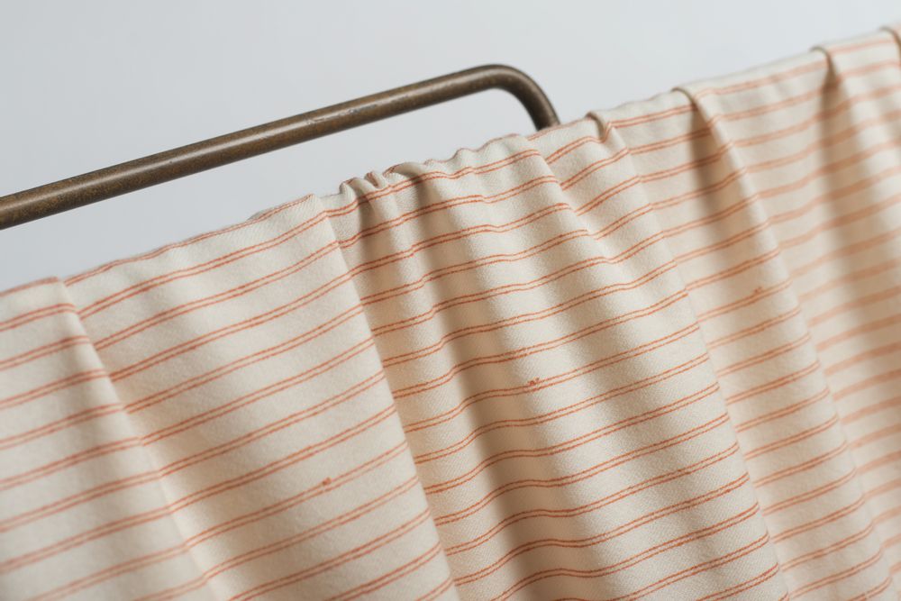 Plaids - PLAIDS LOII 100 % LAINE - DOUBLE LIGNES SAFRAN - MILLE ET CLAIRE