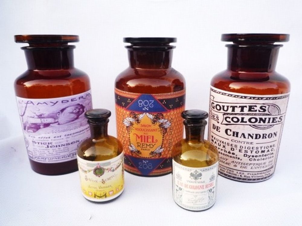 Coffrets et boîtes - Flacons de parfum. - TIEF