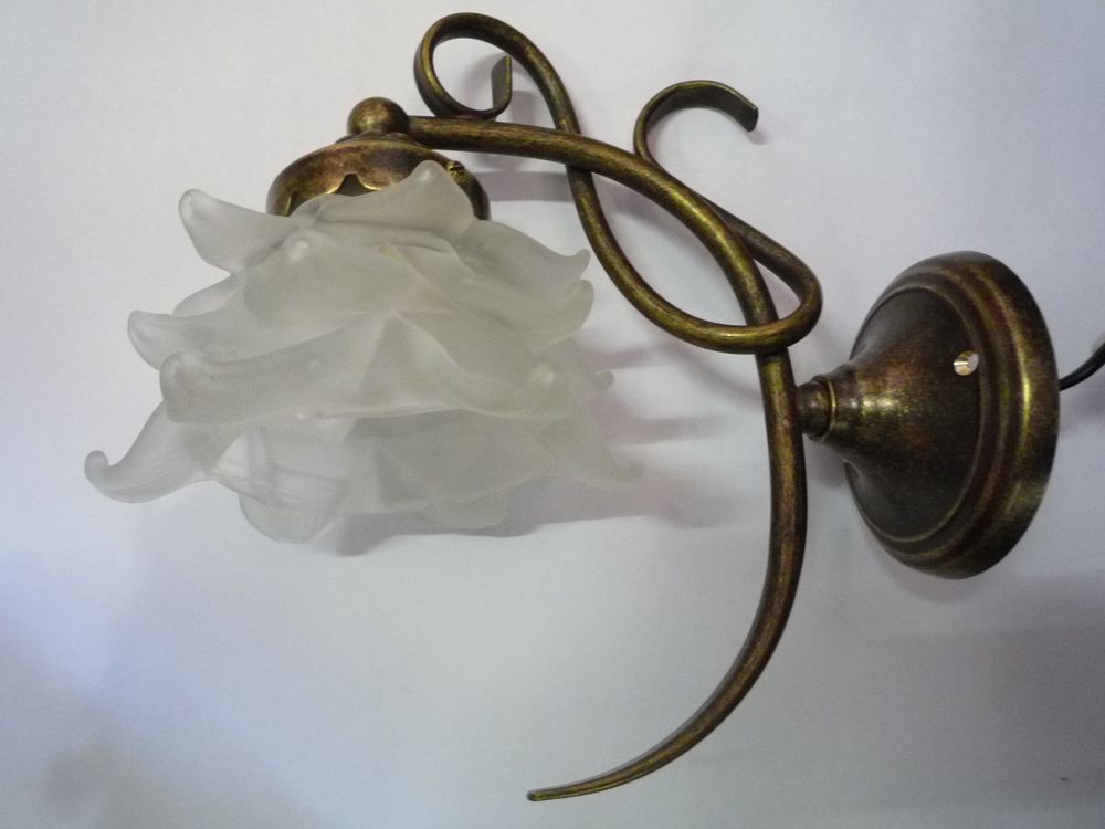 Appliques - Appliques pour Hotel/Restaurant/Brasserie/Salle de spectacle/Cabaret/Opéra/Théâtre/Nightclub/Château/Manoir - TIEF