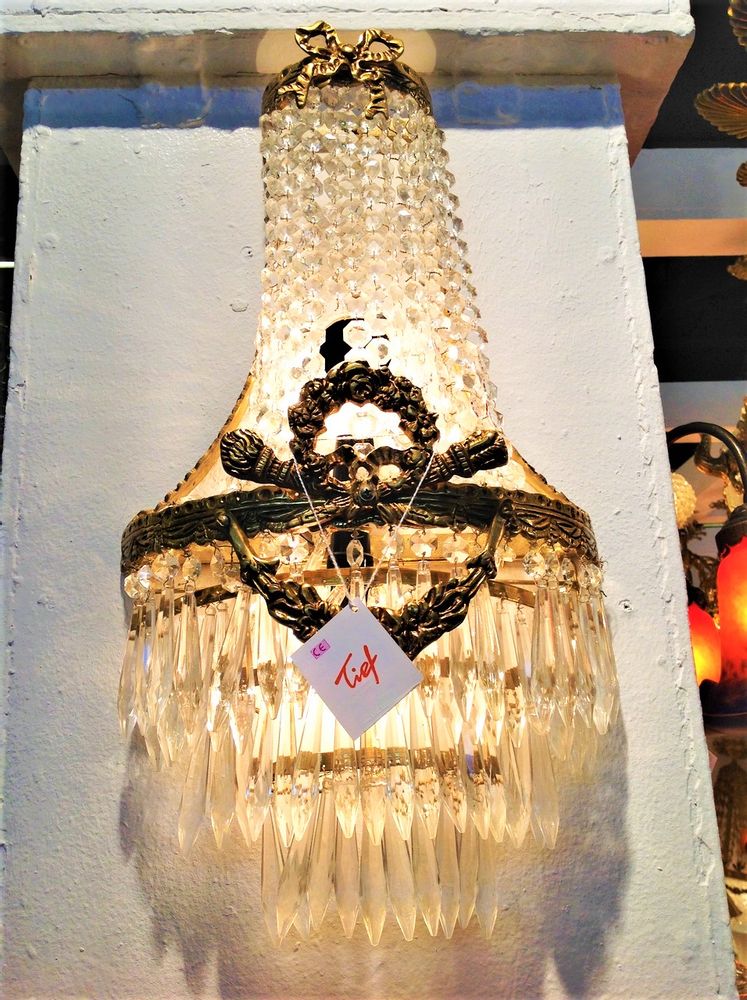 Appliques - Appliques pour Hotel/Restaurant/Brasserie/Salle de spectacle/Cabaret/Opéra/Théâtre/Nightclub/Château/Manoir - TIEF