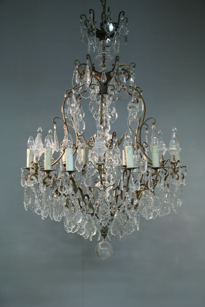 Hanging lights - Chandelier Belgium - VIPS AND FRIENDS