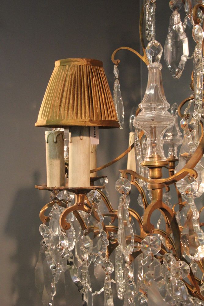 Hanging lights - Chandelier Belgium - VIPS AND FRIENDS