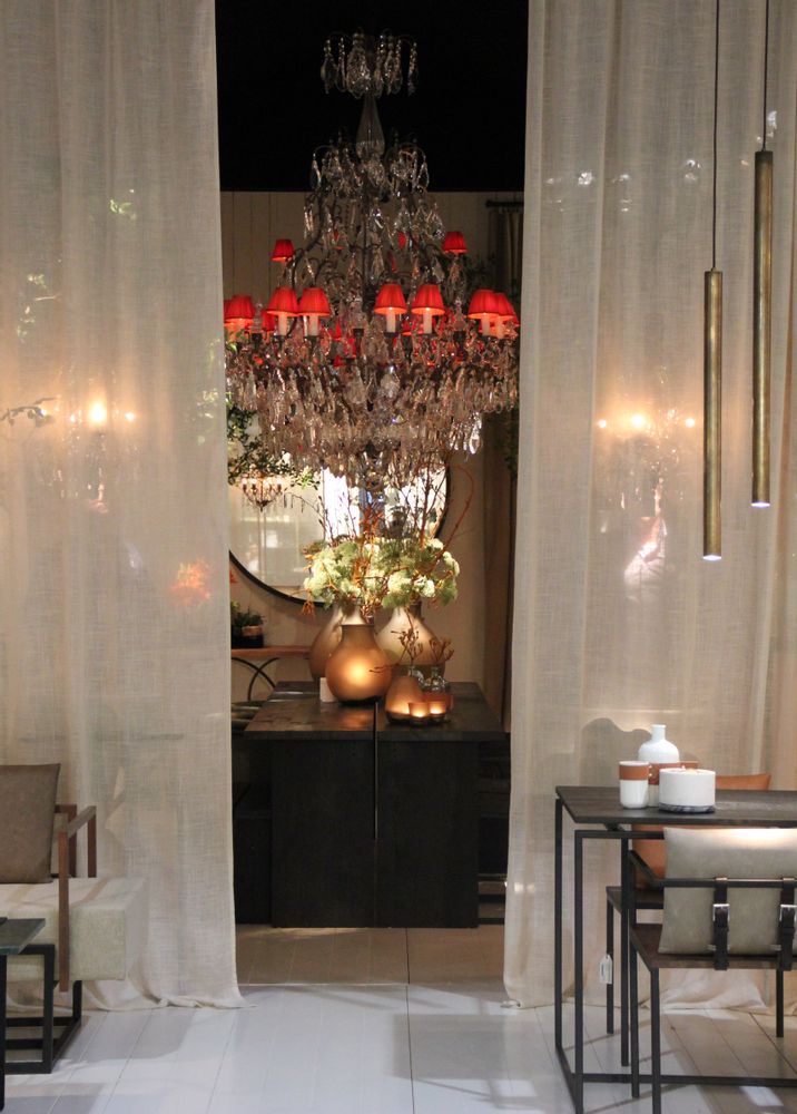 Hanging lights - Chandelier Belgium - VIPS AND FRIENDS