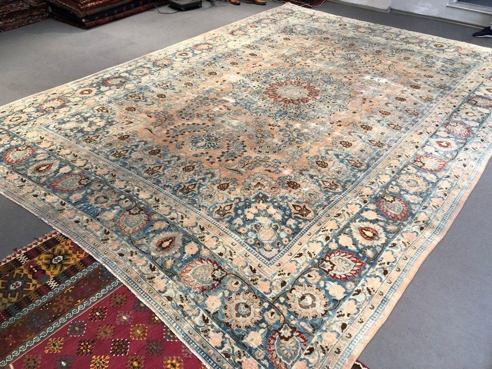 Unique pieces - BİG SİZE CARPETS/TAPİS - ASLAN HALI LTD STİ