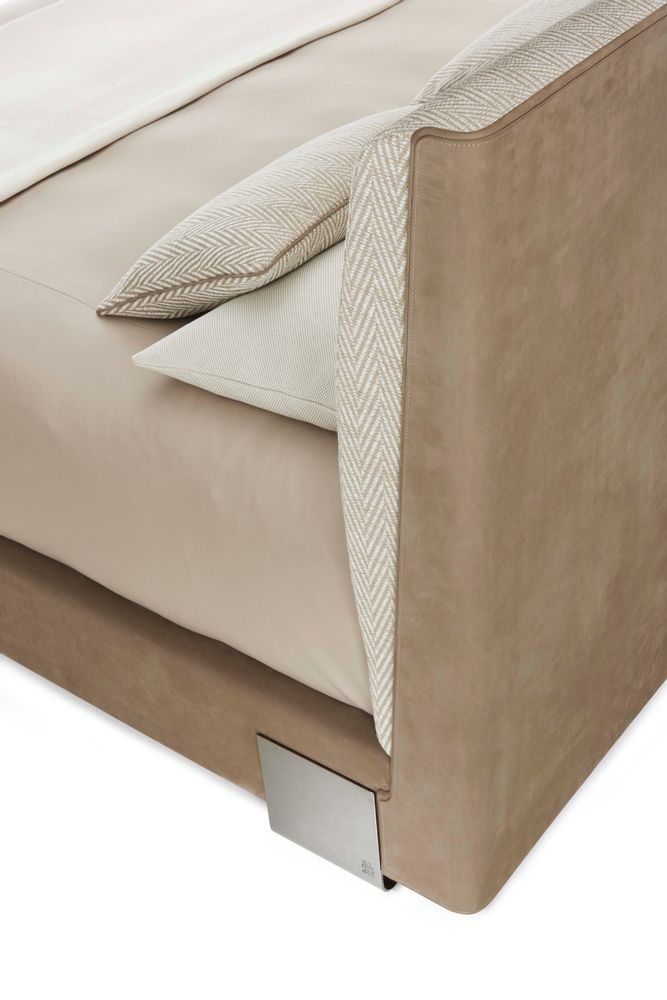 Beds - ALLURE BED - PAUL MATHIEU BY LUXURY LIVING COLLECTIONS  - HERITAGE COLLECTION / PAUL MATHIEU