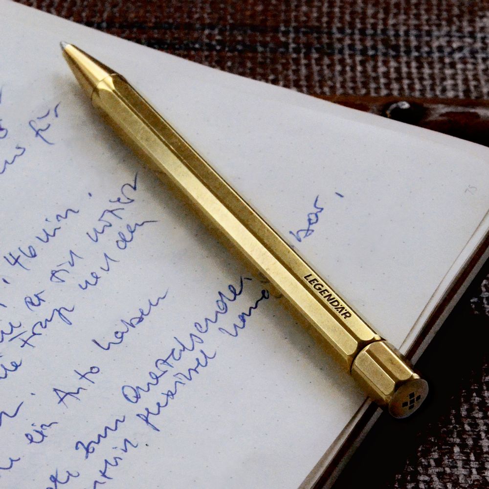 Stationery - LGNDR Brass Ballpoint Pen TWYST - LEGENDÄR