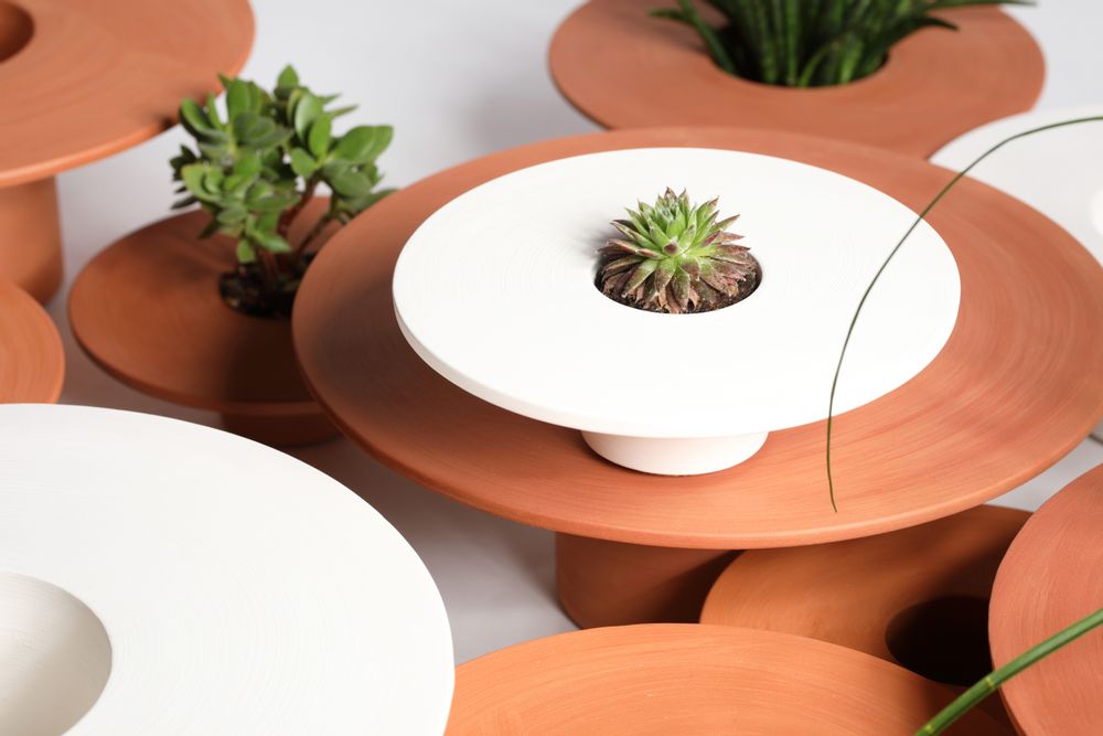 Ceramic - Tripot - LIVINGTHINGS