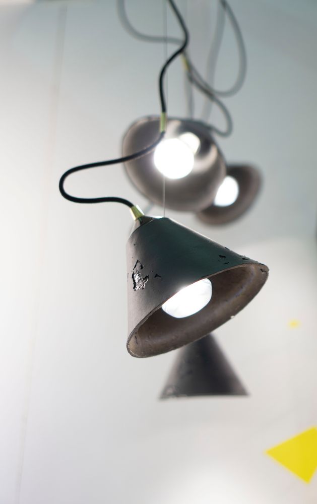Pièces uniques - Suspension BURO - MU - LUMINAIRES ET MATÉRIAUX EN POLYMÈRE MINÉRAL SOUPLE