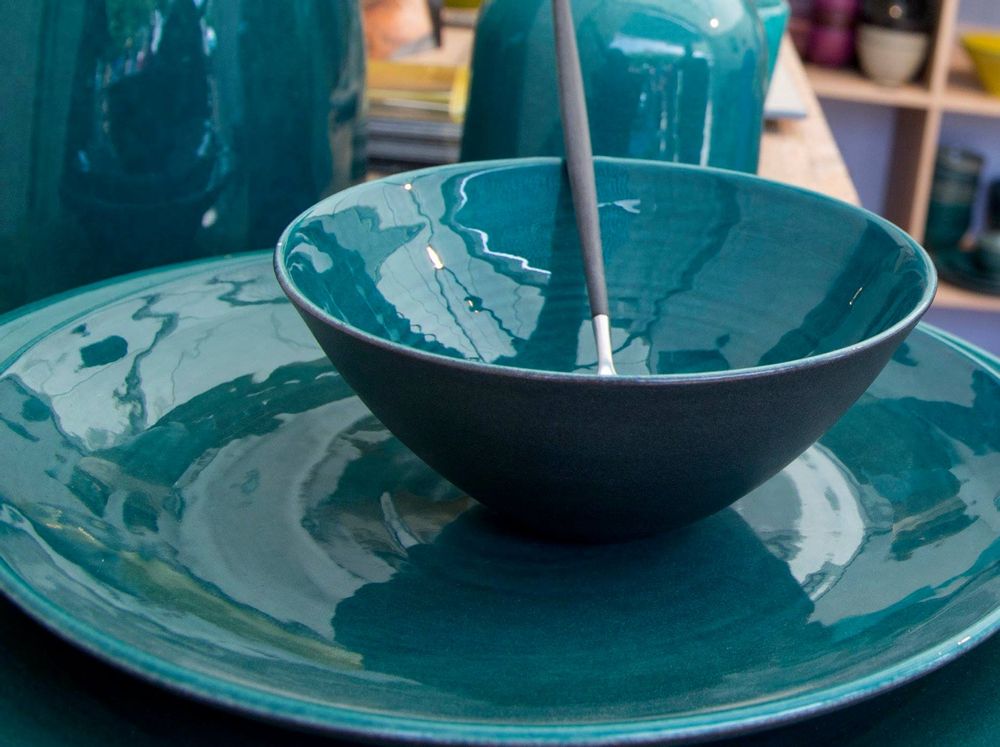 Ceramic - cups, mugs, bowls, salad bowls, pitchers, plate, tray, dish, ramekin, vase ... - ATELIER BERNEX