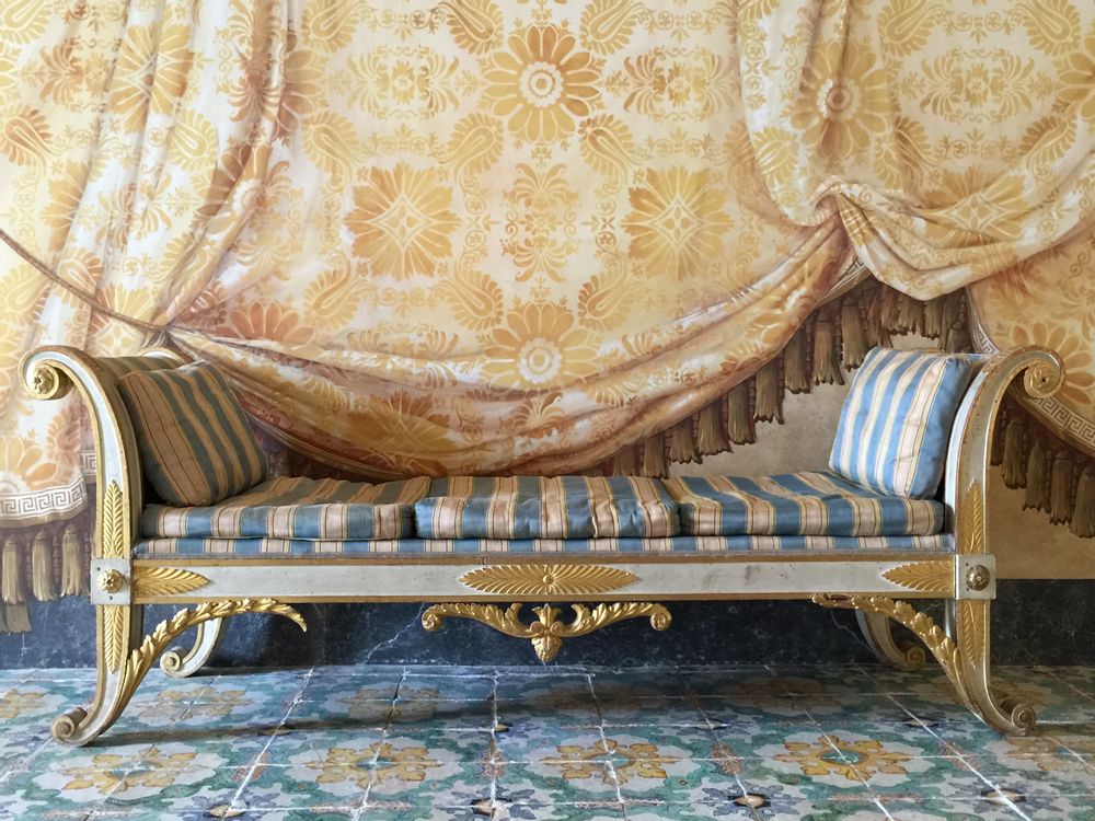 Autres décorations murales - Création de panneaux d'ornement, imitations ou trompe-l'œil, restitution de décors anciens - DELPHINE NENY