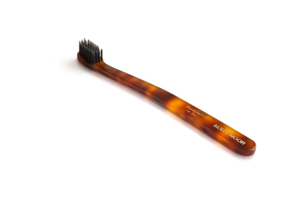 Beauty products - COCCOLA Toothbrushes. Your daily ritual - KOH-I-NOOR ITALY BEAUTY