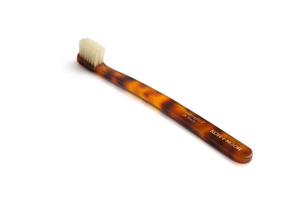 Beauty products - COCCOLA Toothbrushes. Your daily ritual - KOH-I-NOOR ITALY BEAUTY