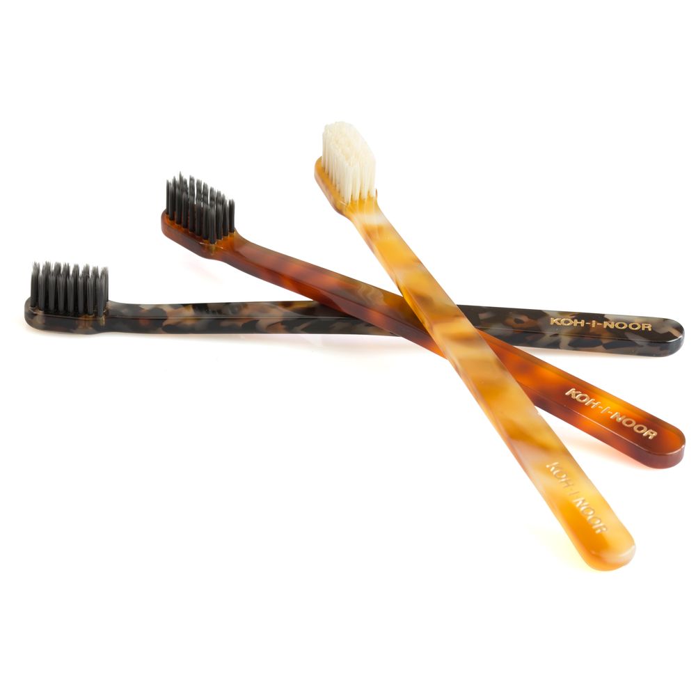 Beauty products - COCCOLA Toothbrushes. Your daily ritual - KOH-I-NOOR ITALY BEAUTY