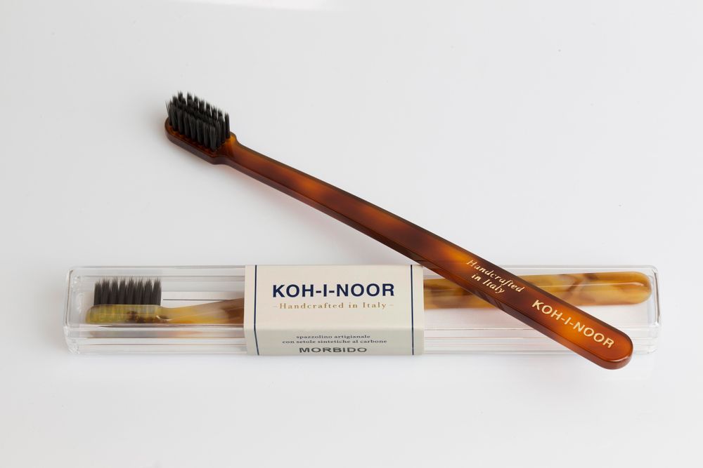 Beauty products - COCCOLA Toothbrushes. Your daily ritual - KOH-I-NOOR ITALY BEAUTY