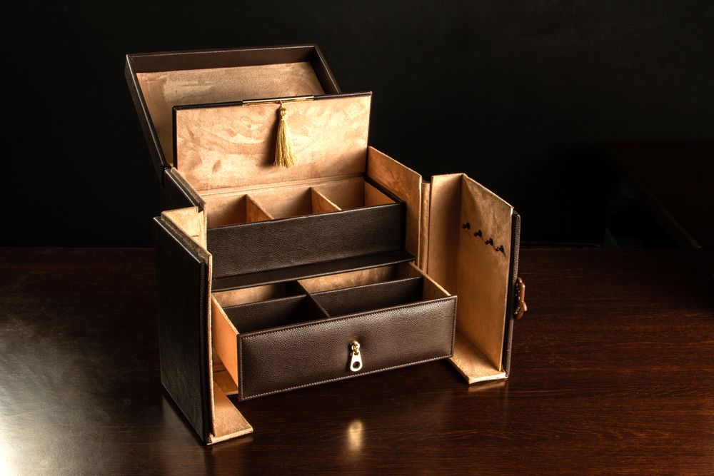 Storage boxes - Jewlery cupboard " Bahia" - JOCKER CUIR