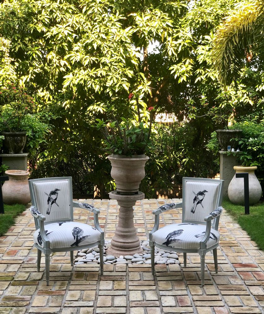 Cushions - UPHOLSTERY FABRICS - CUSHIONS - WALLPAPER - YAËL & VALÉRIE