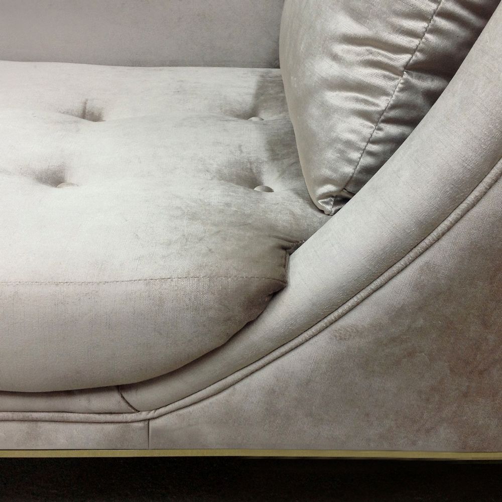 Lounge chairs - Envy Chaise - KOKET