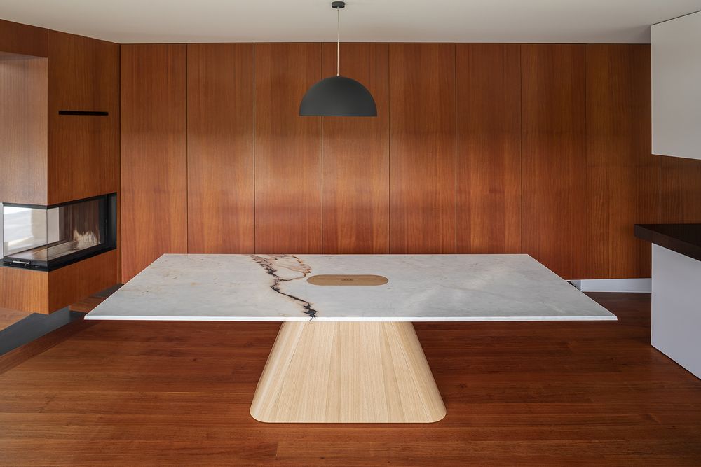 Dining Tables - PEDRA table - WUDA