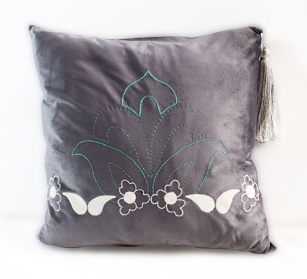 Coussins textile - The Tree Belt - HANA DESIGNS