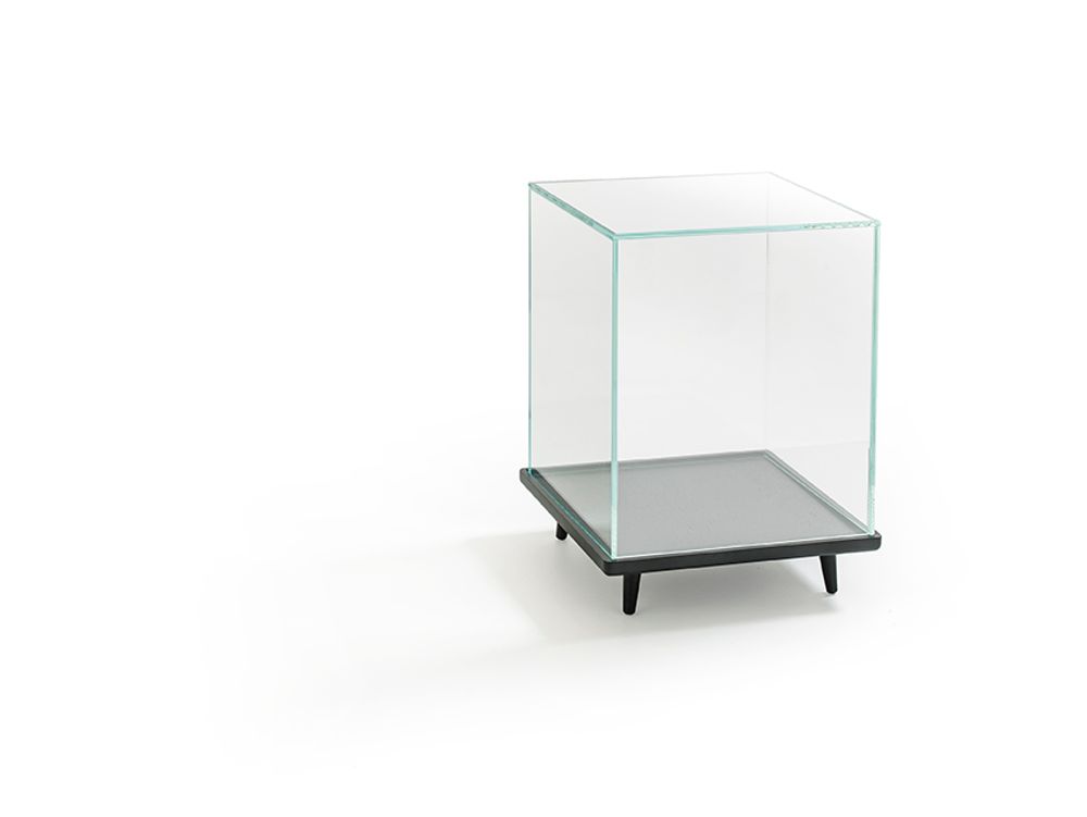 Tables basses - CUBE vitrine en verre - GLASS VARIATIONS