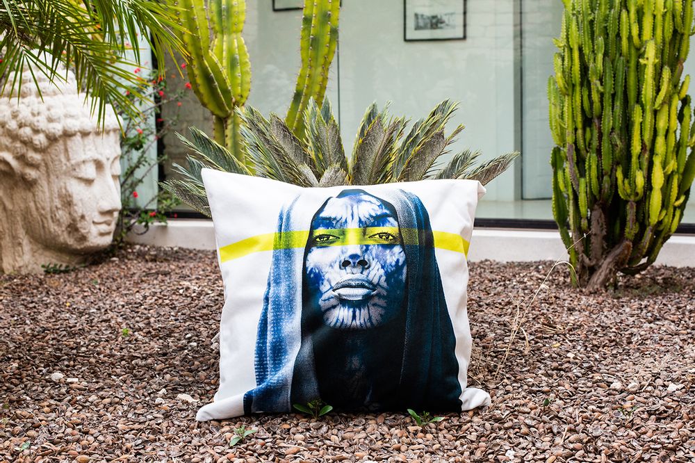 Coussins textile - Coussin DZIVAGURU by HUMAN INDIGO - ARTPILO