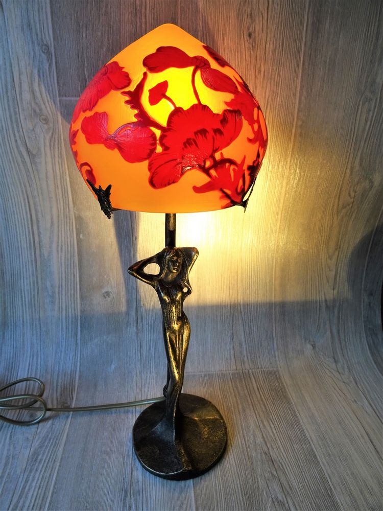 Lampes de table - Lampes en verre gravé, style Gallé, Art Nouveau, verre gravé multicouches - TIEF