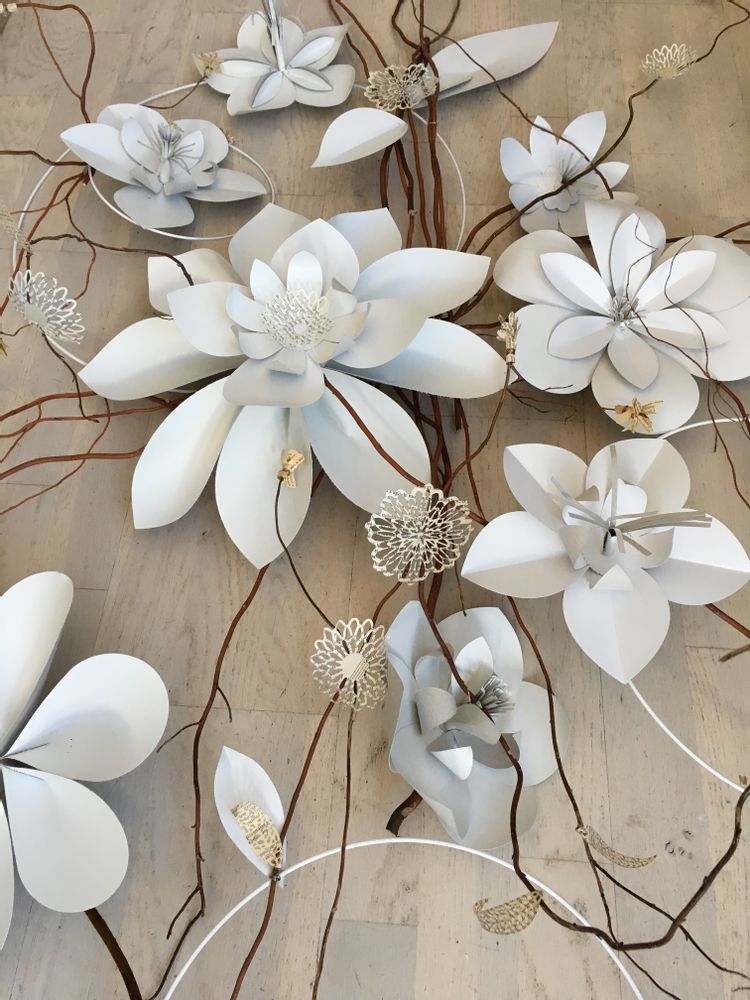 Floral decoration - Eye Catcher - ALEX HACKETT