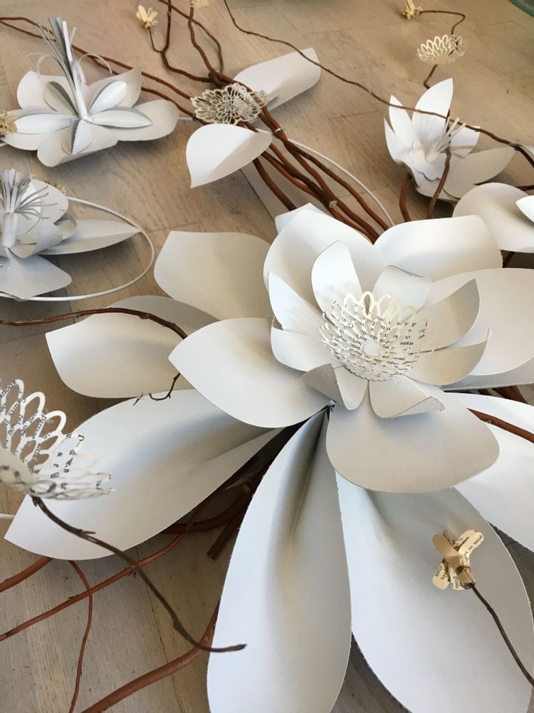 Floral decoration - Eye Catcher - ALEX HACKETT