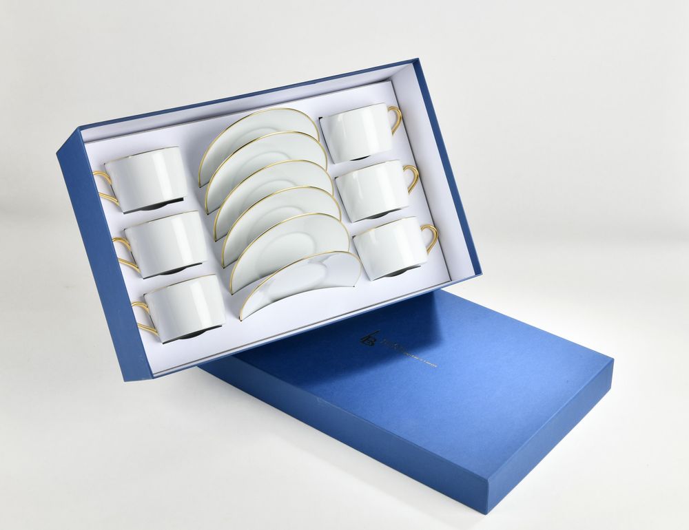 Tea and coffee accessories - The matt gold ELEGANCE tea cup & saucer - ALAIN BABULE