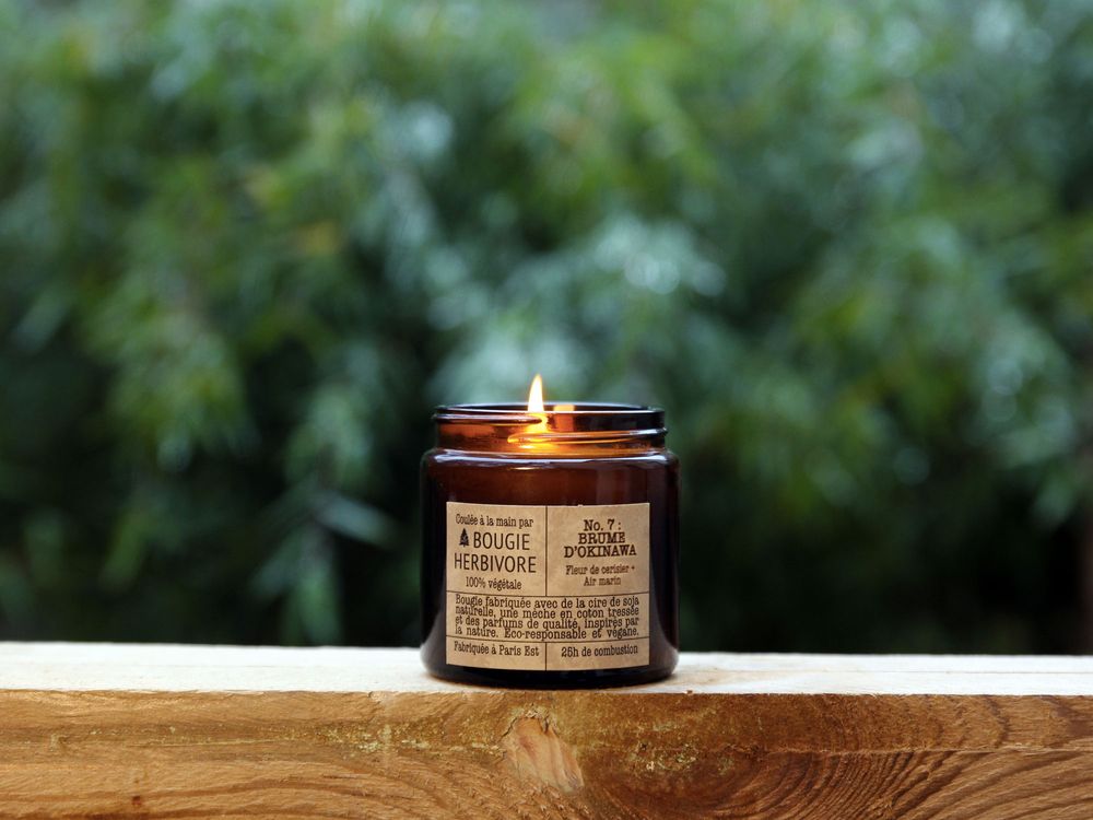 Objets de décoration - No. 7 : BRUME D'OKINAWA - Cherry blossom + Air Marine - Small - LA BOUGIE HERBIVORE