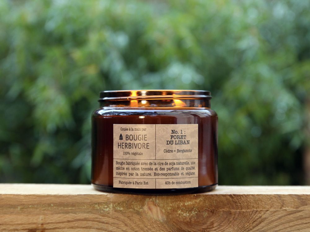 Objets de décoration - Bougie No. 1 : 400g - FORET DU LIBAN - Cèdre + Bergamote - LA BOUGIE HERBIVORE
