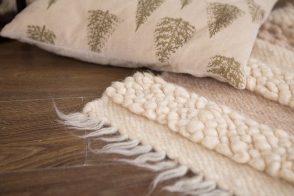 Indoor floor coverings - sheepskin rug - HYGGE DESIGN