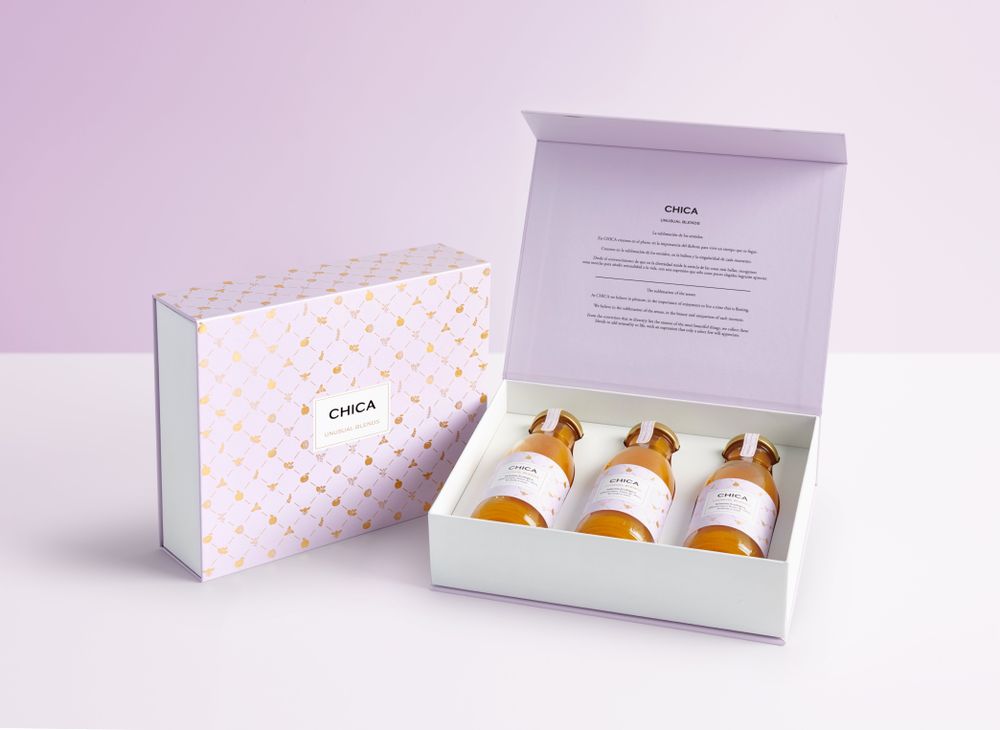 Épicerie fine - CHICA est la première boisson bio haut de gamme au monde dans lesquelles sont mélangées des feuilles d’olivier, d’herbes méditerranéennes et des jus naturels de fruits biologiques. - LORUSSO