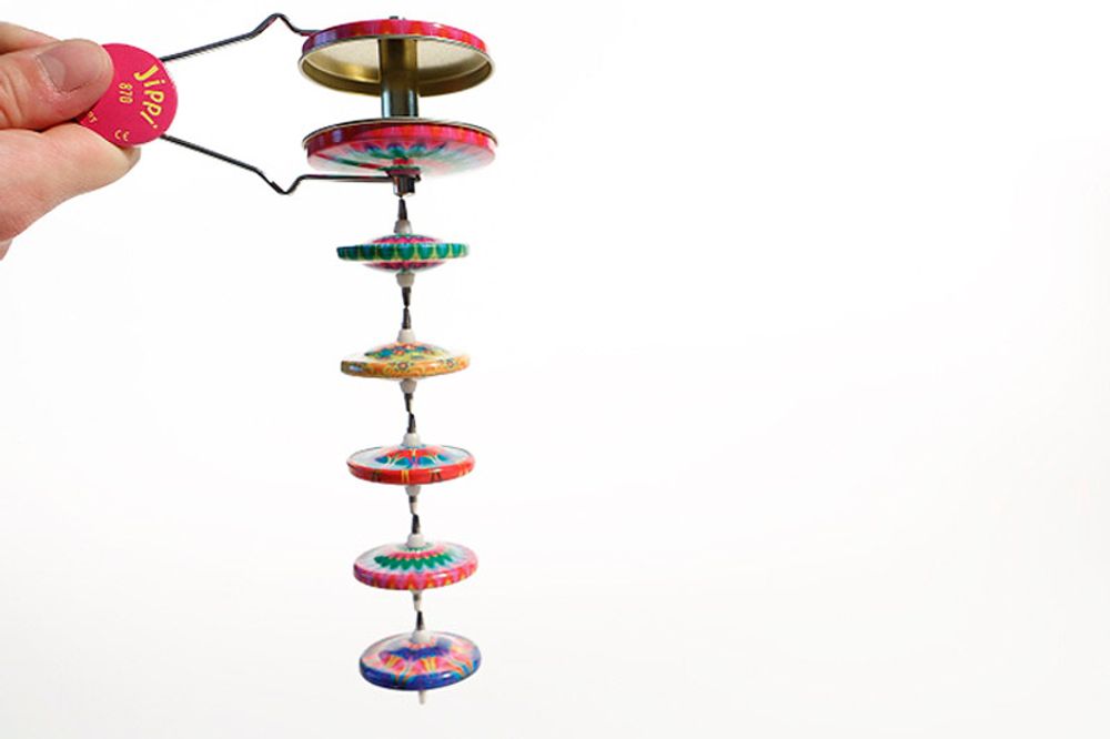 Children's arts and crafts - JIPPI, magnetic spinning top, 6 different colours - BLECHFABRIK