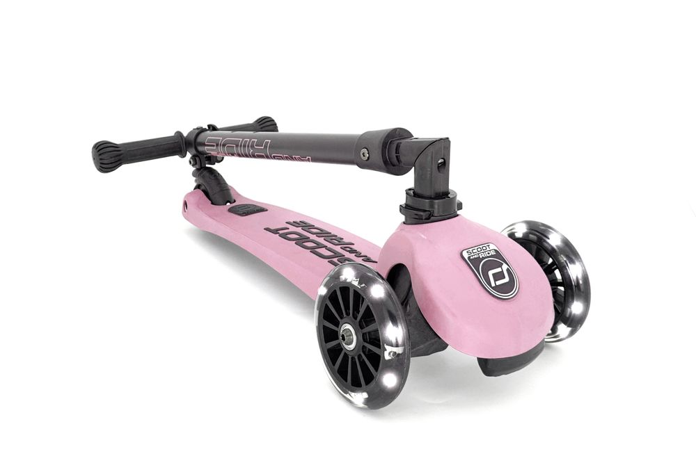 Toys - Highwaykick 3 LED - SCOOT AND RIDE GMBH