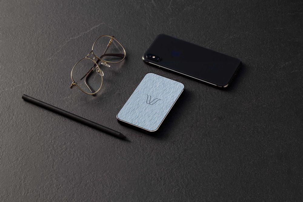 Gifts - Magnetic Wireless Power Bank - WOODIE MILANO