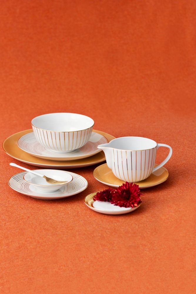 Kitchen utensils - Golden Orbit Porcelain Plates - PORCEL