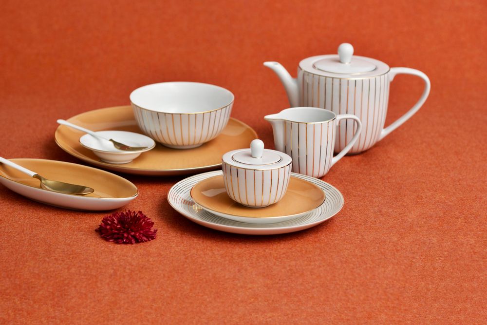 Kitchen utensils - Golden Orbit Porcelain Plates - PORCEL