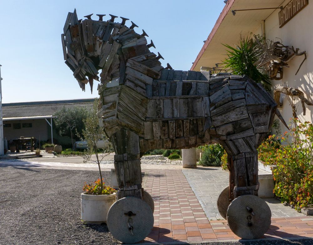 Accessoires de déco extérieure - cheval de Troie Sculpture - SILO ART FACTORY