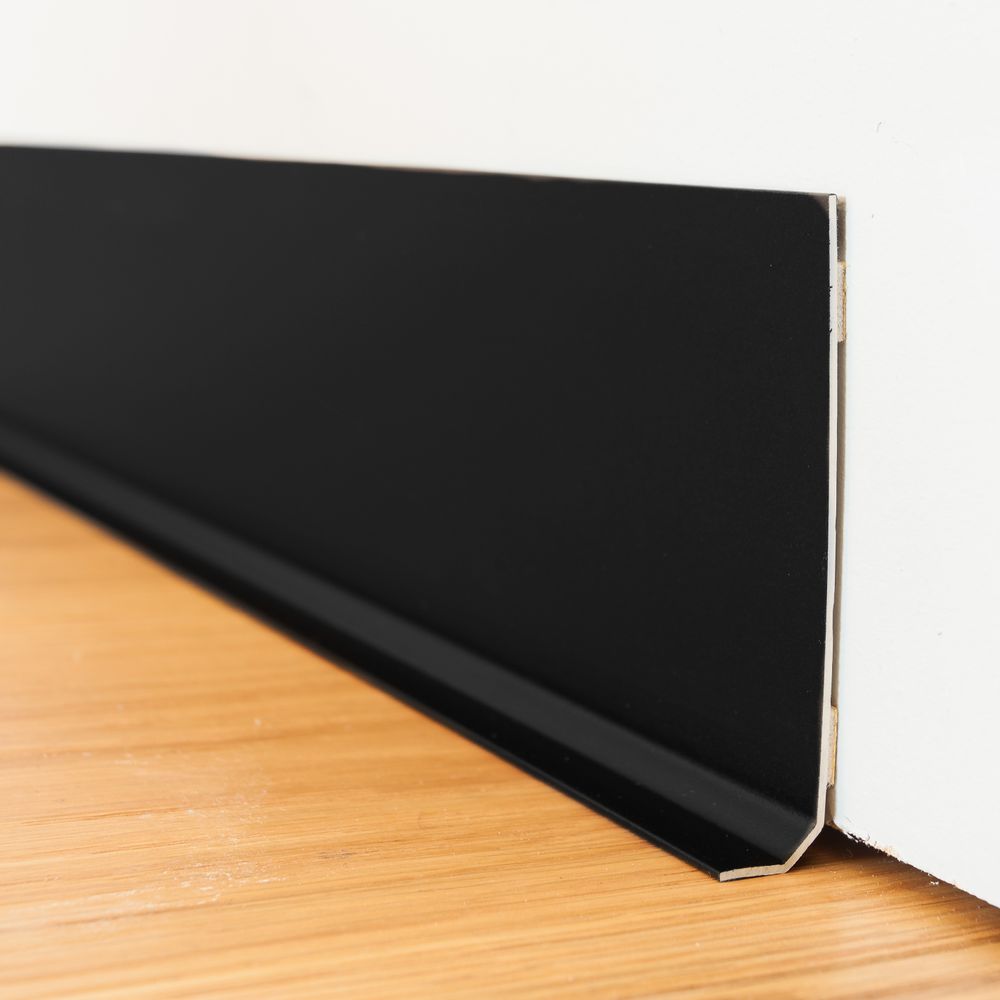 Indoor floor coverings - Decorative and adhesive baseboard. - 99DECO