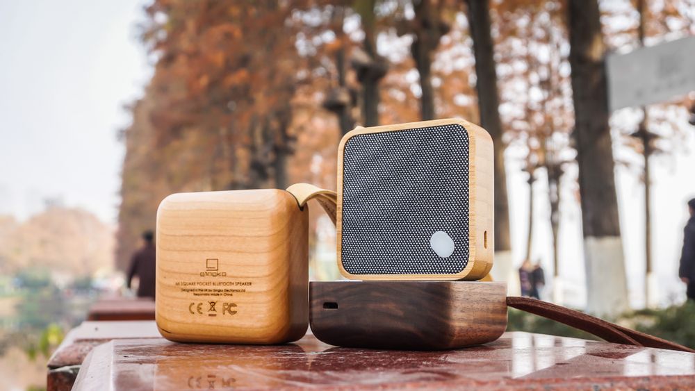 Speakers and radios - MI SQUARE Pocket Bluetooth Speaker - GINGKO