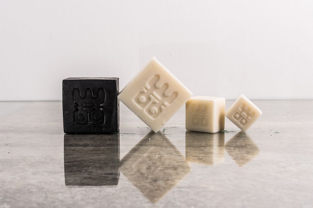 Soaps - WOO Charcoal Soap - WOO (WORLDS OF OPPORTUNITIES)