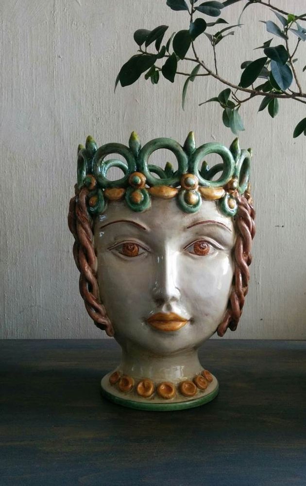 Vases - Federician Queen Vase - AGATA TREASURES