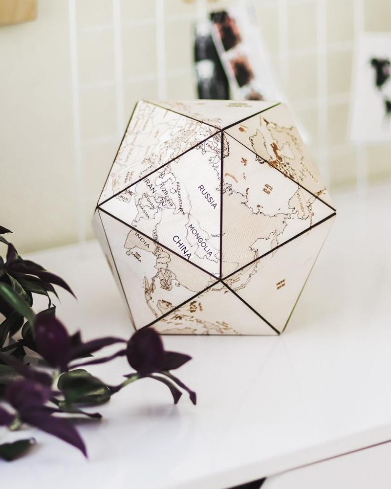 Design objects - Wood Icosahedron World Map - ENJOYTHEWOOD