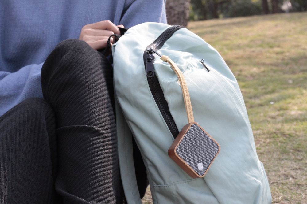Speakers and radios - MI SQUARE Pocket Bluetooth Speaker - GINGKO