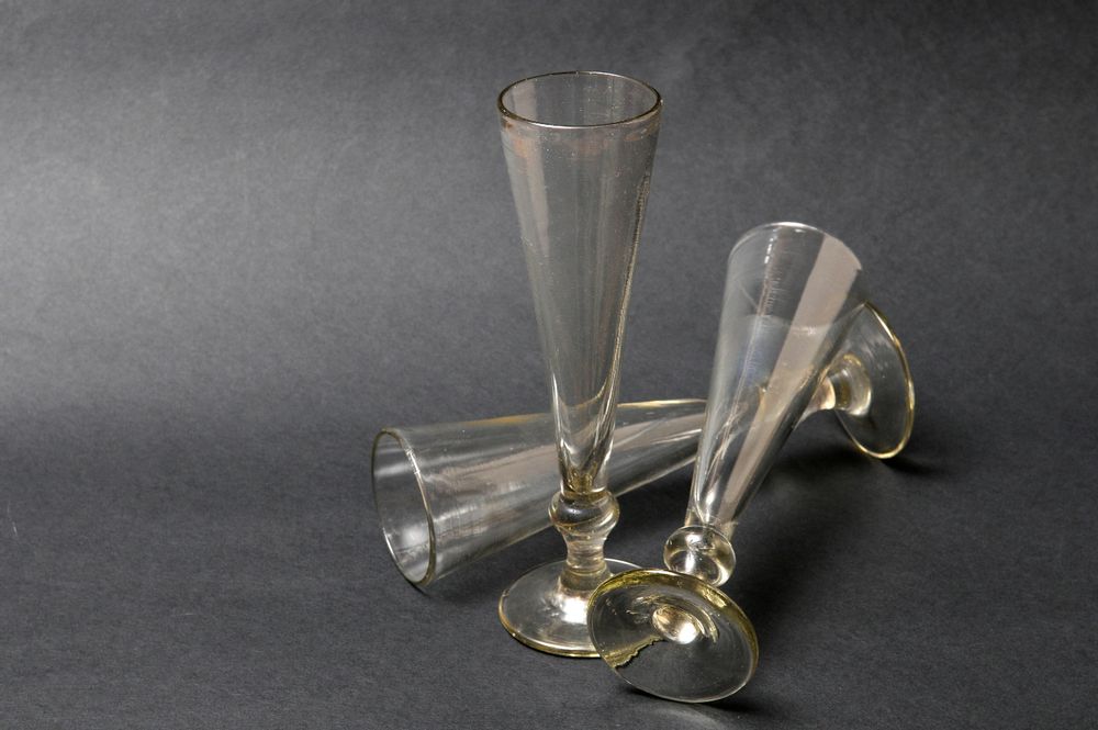 Decorative objects - Champagne Flute - LA MAISON DAR DAR