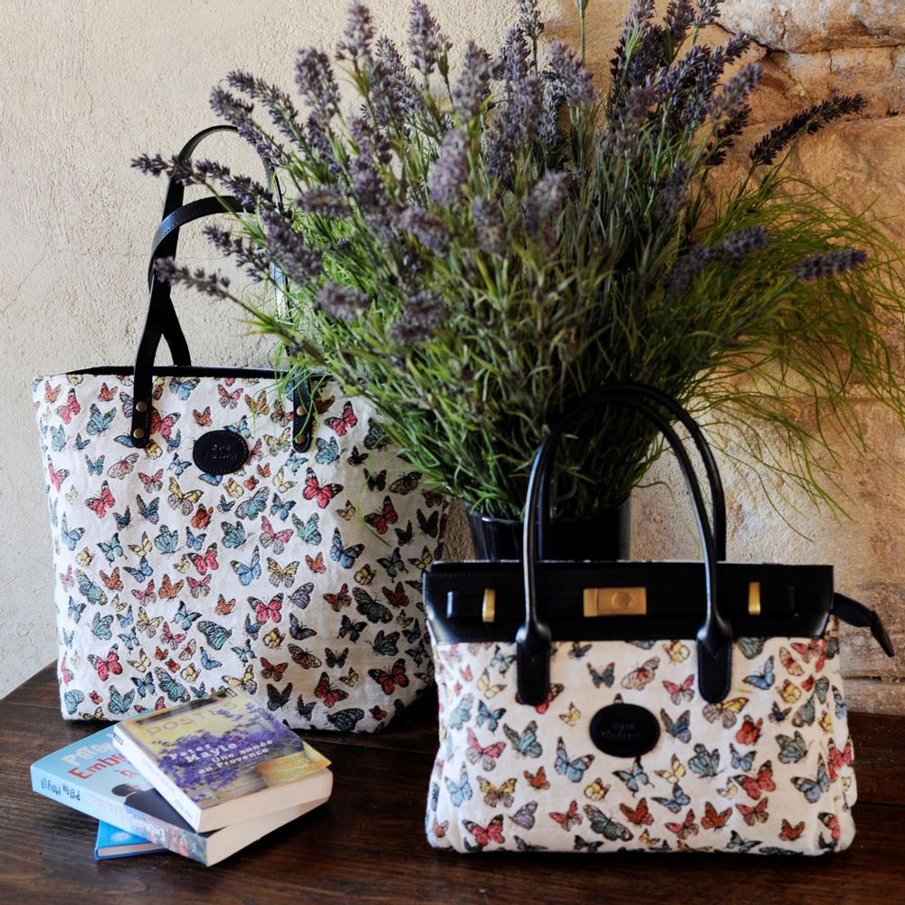 Sacs et cabas - Collection d'Accessoires Les Fleurs de Royal Tapisserie - ROYAL TAPISSERIE MADE IN FRANCE