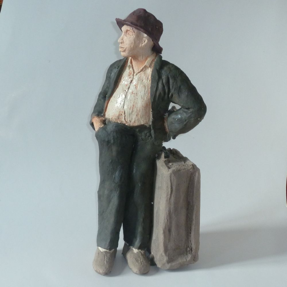 Ceramic - Traveling Fellow Sculpture - ELISABETH BOURGET
