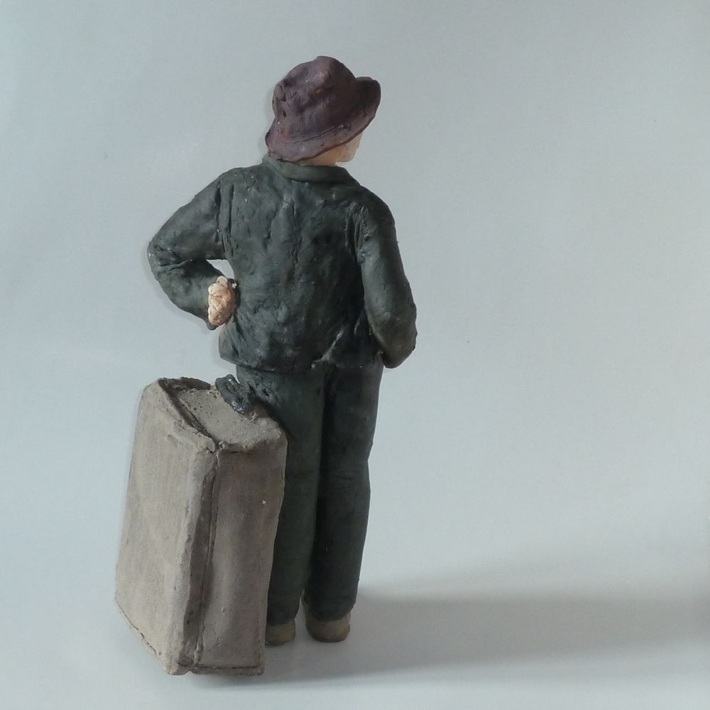 Ceramic - Traveling Fellow Sculpture - ELISABETH BOURGET